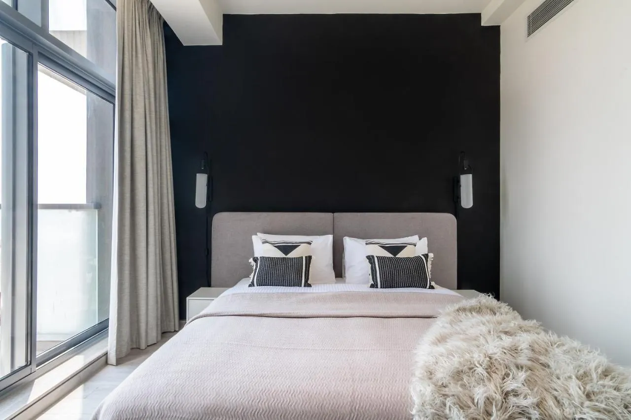 Eden'S Homes & Villas - Millennium Atria Residences 두바이 0*,